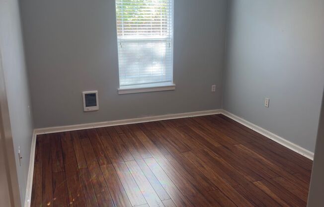 1 bed, 1 bath, 742 sqft, $1,695, Unit #102