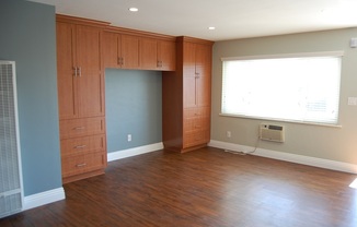 Studio, 1 bath, 396 sqft, $1,795, Unit 1660