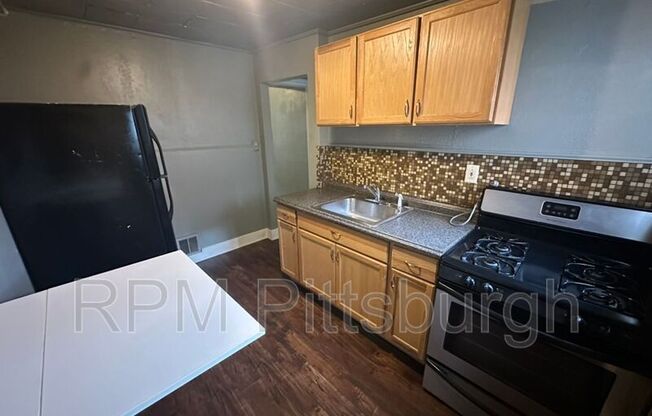 239 5 URBANA WAY