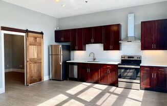 2 beds, 2 baths, 1,001 sqft, $2,250, Unit Unit 312