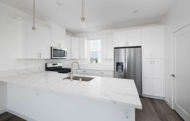 341 E 30 ST 2936 D AVE