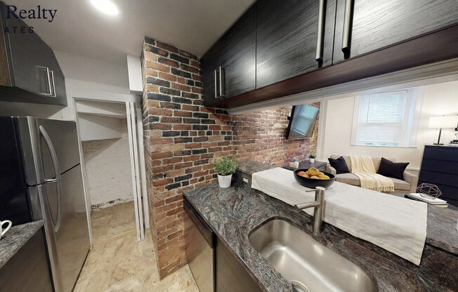 63 BABCOCK ST