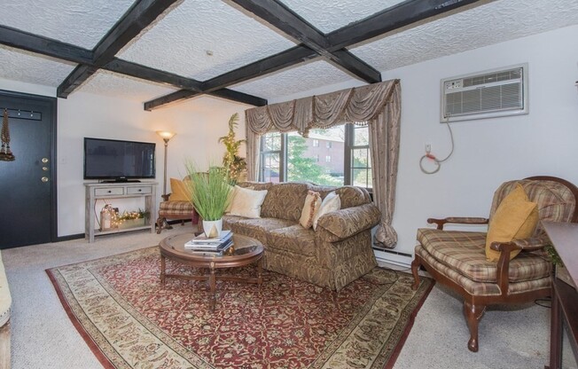 32 SPENCER RD
