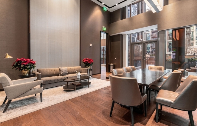 1 bed, 1 bath, 646 sqft, $5,300, Unit 1719
