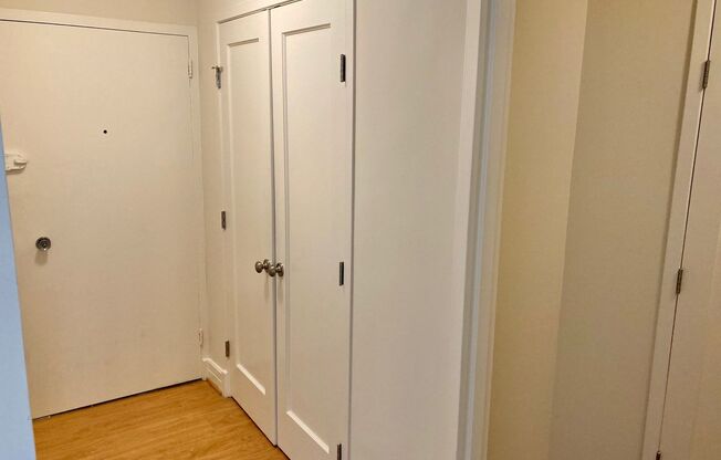 Studio, 1 bath, 440 sqft, $2,150, Unit 0113