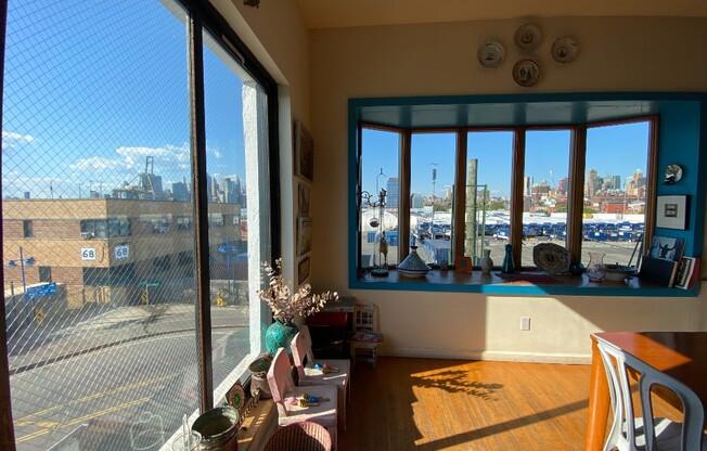 62 DEGRAW ST