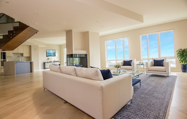 3 beds, 3.5 baths, 3,736 sqft, $22,000, Unit 1102