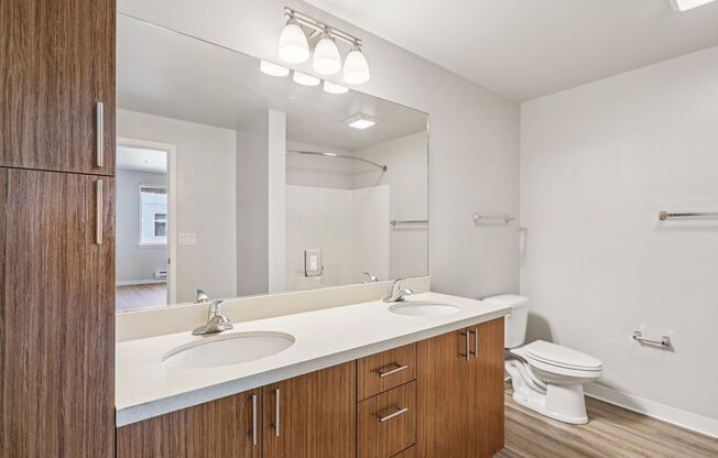 2 beds, 2 baths, 1,206 sqft, $2,995, Unit A615