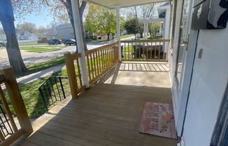 2 beds, 1 bath, $975