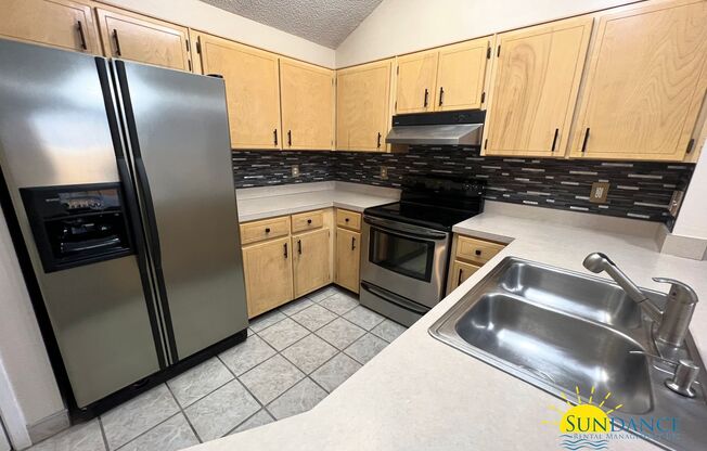 Charming 3-Bedroom, 2-Bathroom Home in Yorktown, Fort Walton Beach!