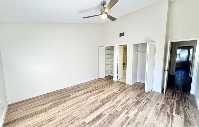 2 beds, 2.5 baths, $2,495, Unit #E