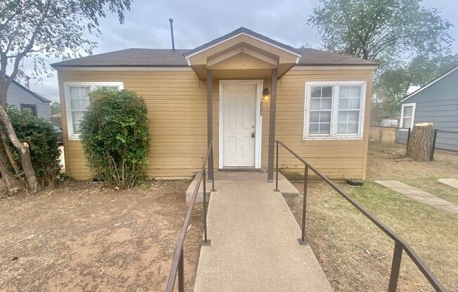 2 bed 1 bath near Tech