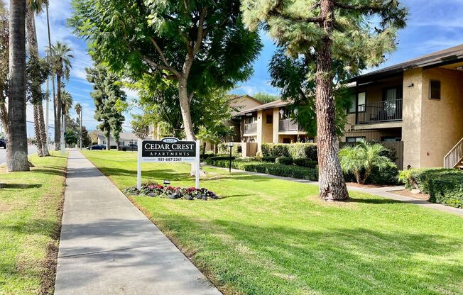 Nice Upstairs Apartment Unit