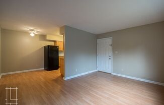 1 bed, 1 bath, $1,250, Unit 91 W. Starr Apt. A