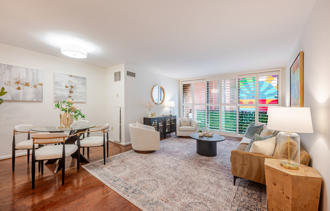 2555 PENNSYLVANIA AVE NW #709