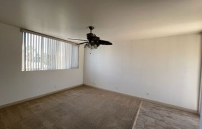 2 beds, 2 baths, $2,250, Unit #334J