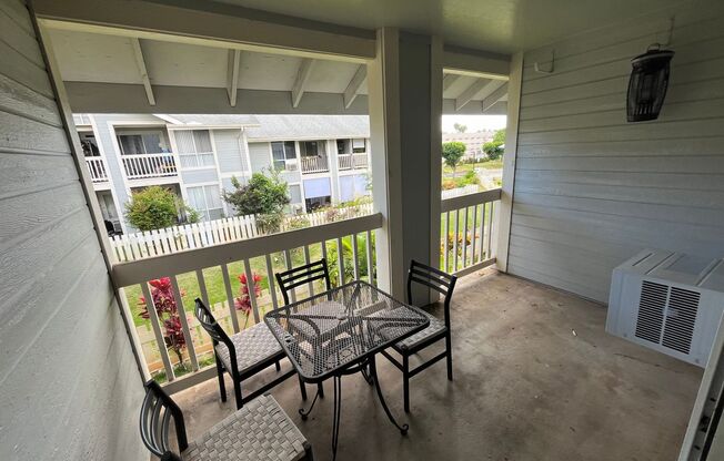 2 beds, 1 bath, $2,300