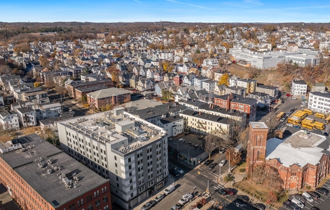 Studio, 1 bath, $1,575, Unit 724