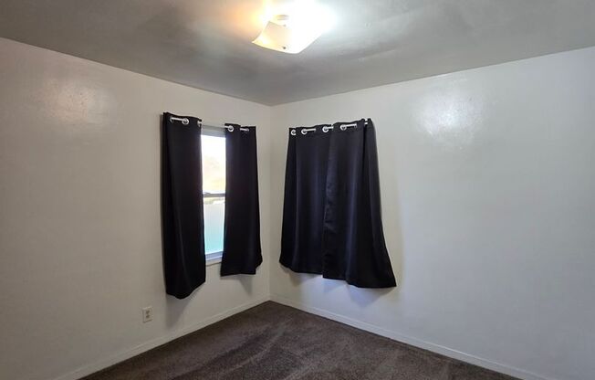 2 beds, 1 bath, $1,450