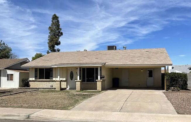 2534 E RIVIERA DR