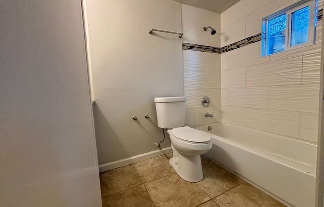 Studio, 1 bath, 500 sqft, $2,195, Unit 12