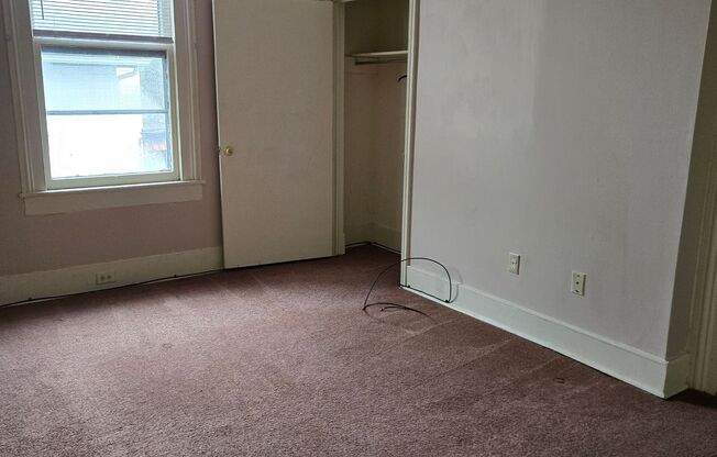 Lovely 3bd , 2bath