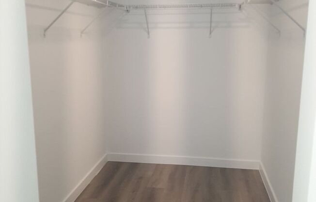 3 beds, 2 baths, 1,332 sqft, $2,982, Unit 19-208