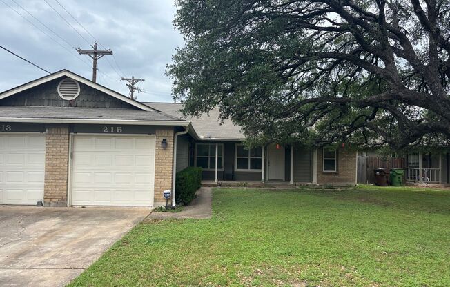 215 Greenlawn