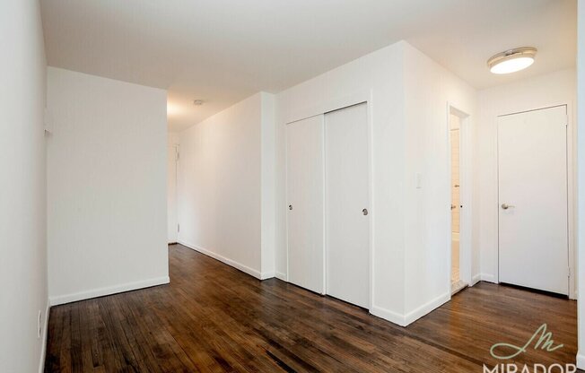 1 bed, 1 bath, $4,900, Unit 10D