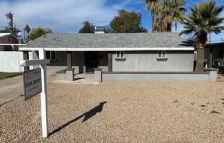 Don't Miss This Phoenix Beauty!