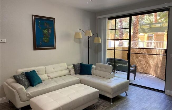 FURNISHED RENTAL AVAILABLE!