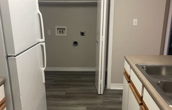 1 bed, 1 bath, 543 sqft, $749