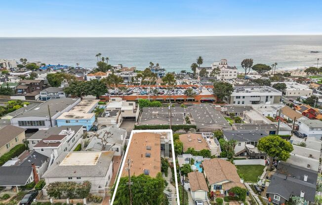 Catalina Apartments