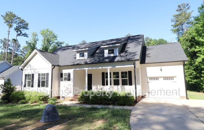 8424 RHODES RD