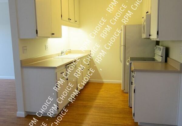 23930 Los Codona Ave. #114