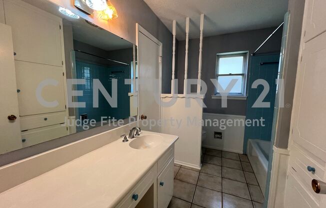 3 beds, 2 baths, $2,195