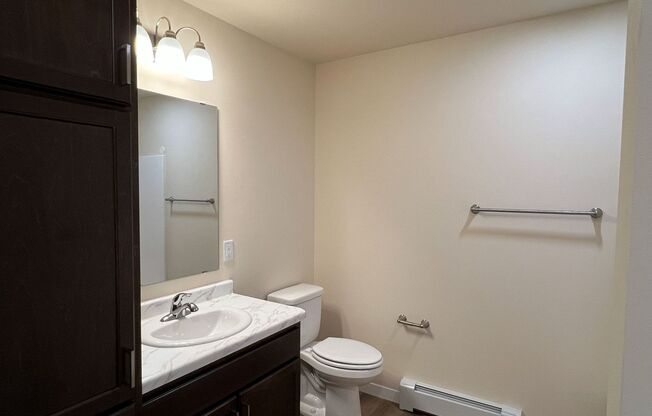 2 beds, 1.5 baths, 1,360 sqft, $1,675, Unit AT 709-35