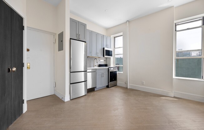 58 SAINT MARK'S PL