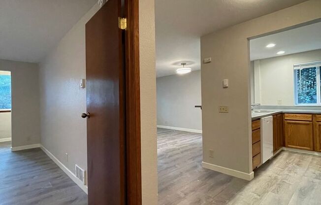 1 bed, 1 bath, 740 sqft, $1,705, Unit 204