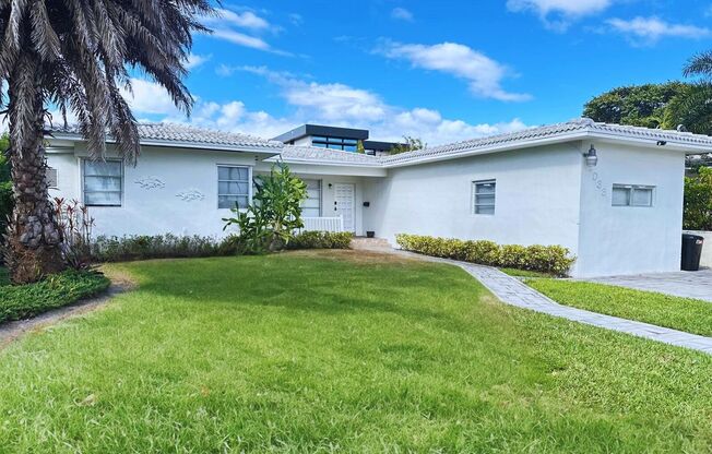 Miami Beach Home with a Pool!