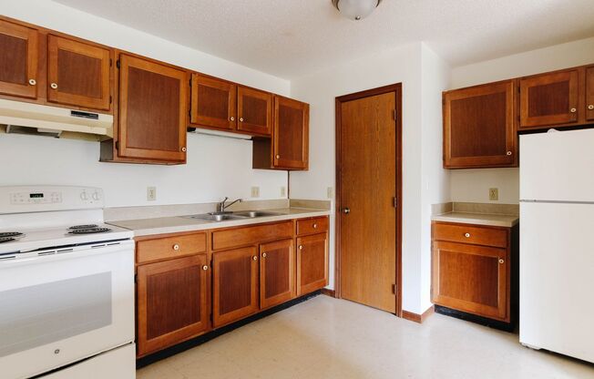 1 bed, 1 bath, 617 sqft, $755, Unit Apt 312