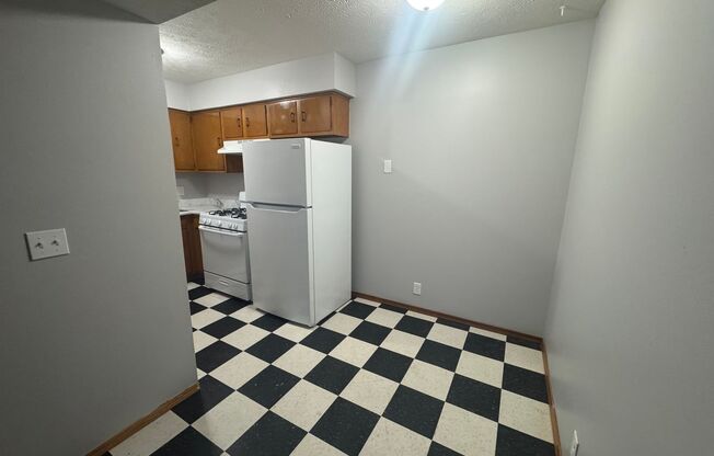 Rue Charles Apartments (4311 Charles St.)