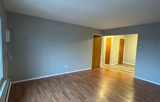 1 bed, 1 bath, $1,000, Unit 2922 2A