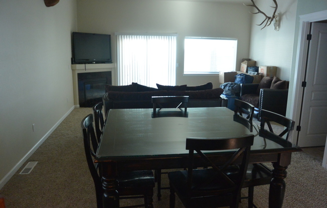 Beautiful 3 Bedroom Home in Walnut Grove Estates for Lease - 7610 NE 61st Way
