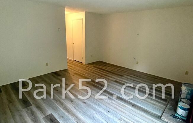 2 beds, 1.5 baths, $1,895, Unit 9505-#B