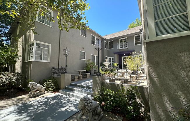Live in the Heart of Downtown Sacramento — Historic Charm Meets Modern Convenience!