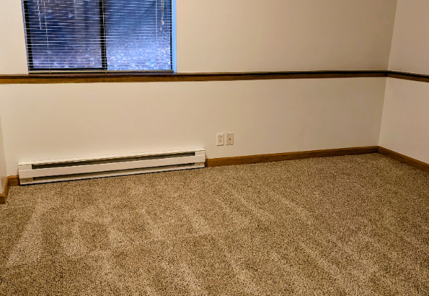 9233 INTERLAKE AVE N