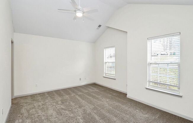 Updated 3 bed 2 bath near National Whitewater Center and CLT airport!