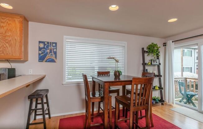 Fremont Townhome in Great Location!