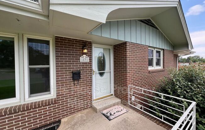 1831 20 AVE